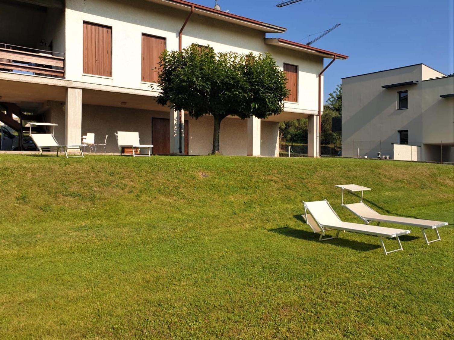 Valesana - Regarda Travel Villa Lazise